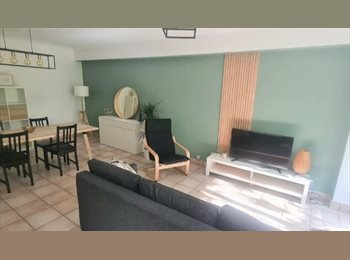 Appartager BE - ✨ Chambre en colocation – Grand appart meublé, calme & lumineux – Charleroi centre, Charleroi - 400 € pm