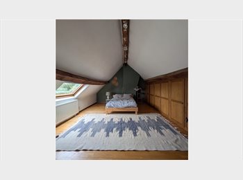 Appartager BE - Grande Chambre dans maison, Assesse - 450 € pm