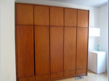 Roomgo BR - Quarto Suite Proximo Morumbi Shopping Berrini, Campo Belo - R$ 1.250 Por mês