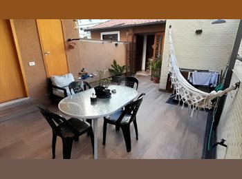 Roomgo BR - Copacabana posto 5 -  clean, bright spacious room,all bills included in the price + cleaner.., Ipanema - R$ 2.100 Por mês