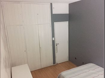 Roomgo BR - Barra da Tijuca Posto 3, Itanhangá - R$ 1.800 Por mês