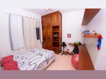 Roomgo BR - Em frente à FGV, ao lado do metrô, contas incluídas, internet rápida, porteiro 24hrs, Flamengo - R$ 2.200 Por mês