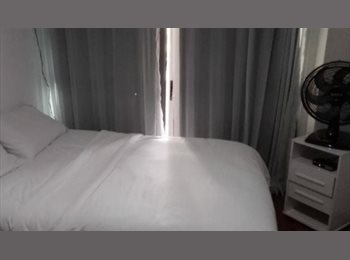 Roomgo BR - Quarto Mobiliado, Recreio dos Bandeirantes., Recreio dos Bandeirantes - R$ 2.000 Por mês
