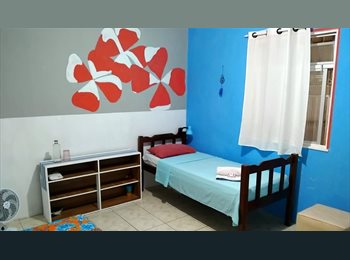 Roomgo BR - Quarto solteiro em casa Ondina/São Lázaro, Salvador - R$ 650 Por mês