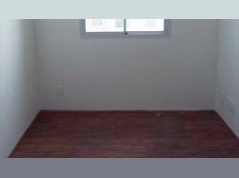 Roomgo BR - Quarto em Apartamento, Penha - R$ 600 Por mês