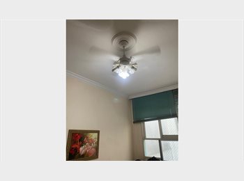Roomgo BR - Apartamento Sossegado, Copacabana - R$ 1.500 Por mês