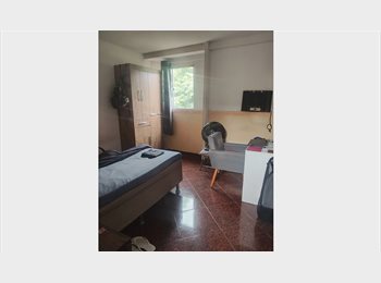 Roomgo BR - QUARTO INDIVIDUAL ROUPAS LAVADAS E LIMPEZA CONTAS INCLUÍDAS $ 980, Maracanã - R$ 980 Por mês