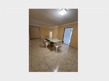 Roomgo BR - Quartos para Alugar – Aldeota / Centro – Fortaleza, Fortaleza - R$ 600 Por mês