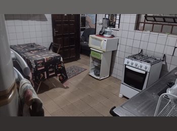 Roomgo BR - República feminina, Morumbi - R$ 370 Por mês
