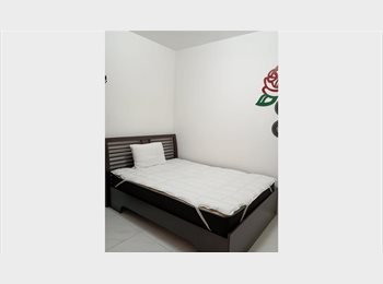 Roomgo BR - Suite mobiliada e reformados, Saúde - R$ 1.200 Por mês