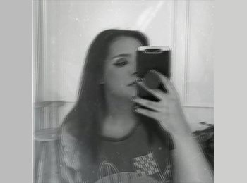 Roomgo BR - Ana Carol - 18 - Rio de Janeiro RJ