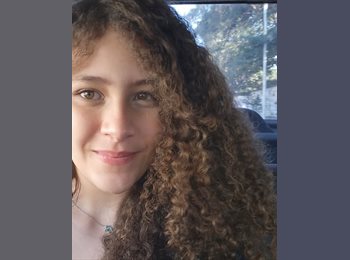 Roomgo BR - Letícia Oliveira de Souza - 24 - Brasília