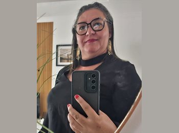 Roomgo BR - Marcela - 47 - Vitória