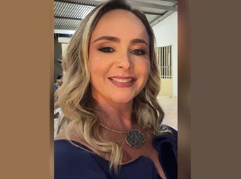 Roomgo BR - FLAVIA - 40 - Belo Horizonte