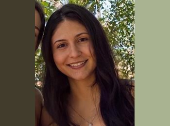 Roomgo BR - Júlia - 22 - Vila Velha