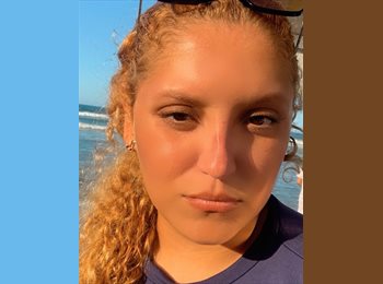 Roomgo BR - Railane - 26 - Guarujá