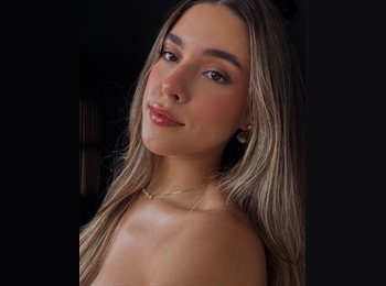 Roomgo BR - Rafaela - 19 - Vitória