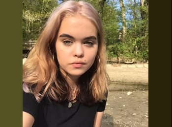 Roomgo BR - Lyvia - 25 - Flamengo