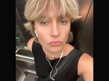 Roomgo BR - Manon - 26 - Santa Teresa