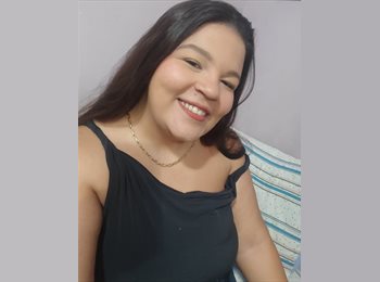 Roomgo BR - Luiza Costa - 24 - Liberdade
