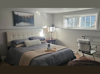 Roomgo CA -  Zen Room – Calm & Central Retreat, Canada - $1,250 pcm