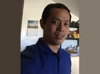 Roomgo CA - Johnmar Cervera - 18 - Edmonton
