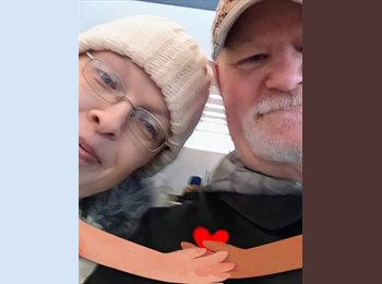 Roomgo CA - Amanda - 58 - Canada
