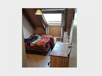 Roomgo CH - chambre meublée à louer, Lausanne - 650 CHF / Mois