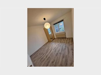 Roomgo CH - chambre en colocation au mont sur lausanne 1/11, Lausanne - 950 CHF / Mois