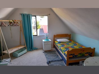CompartoDepto CL - CASA CURAUMA CINCO HABITACIONES, Valparaíso - CH$200.000 por mes