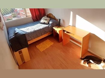 CompartoDepto CL - Pieza Amoblada Dpto Duplex Providencia, Providencia - CH$340.000 por mes