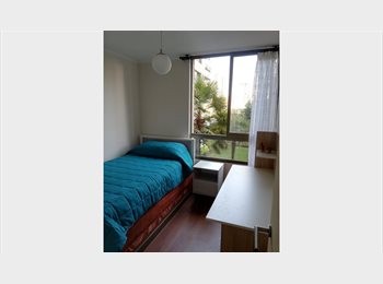 CompartoDepto CL - Pieza disponible metro ciudad del niño, San Miguel - CH$250.000 por mes