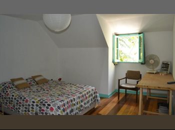 CompartoDepto CL - Habitación amoblada en manzarda, Santiago Centro - CH$370.000 por mes