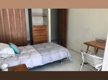 CompartoDepto CL - Arriendo habitación grande baño exclusivo metro Alcántara-El Golf, Providencia - CH$400.000 por mes