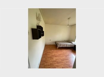 CompartoDepto CL - Habitación en Las Condes, Vitacura - CH$300.000 por mes