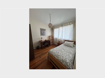 CompartoDepto CL - Se arrienda pieza en la comuna de La Reina , sector oriente, La Reina - CH$300.000 por mes