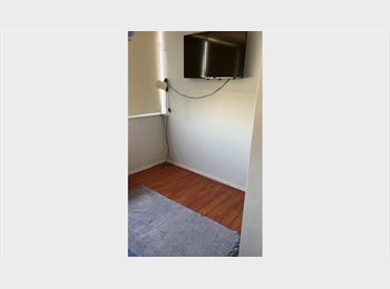 CompartoDepto CL - Arriendo pieza amoblada con baño uso exclusivo, Independencia - CH$200.000 por mes