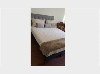 CompartoDepto CL - Arriendo pieza con baño compartido solo conmigo en la comuna de Las Condes, La Reina - CH$300 por mes