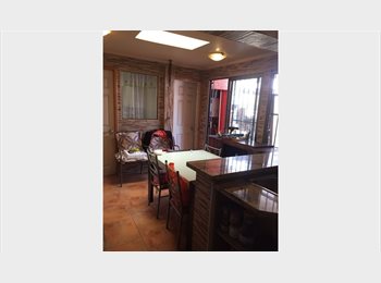 CompartoDepto CL - Pieza Metro Plaza Egaña, La Reina - CH$300.000 por mes
