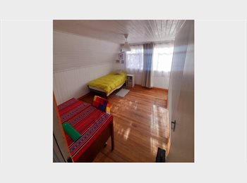 CompartoDepto CL - Se arrienda pieza moblada en Barrio Franklin, San Miguel - CH$220.000 por mes