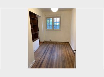CompartoDepto CL - Pieza amplia para vivir o taller/oficina en casa campo a pasos del metro, Ñuñoa - CH$330.000 por mes