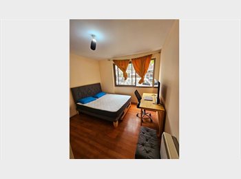 CompartoDepto CL - Se arrienda amplia pieza en providencia, Santiago Centro - CH$300.000 por mes