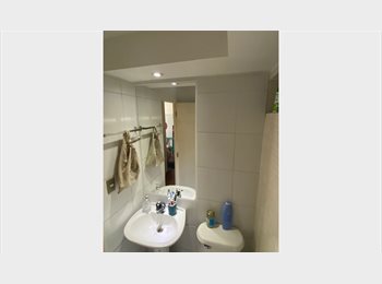 CompartoDepto CL - Arriendo Habitación Santa Isabel Ambiente LGBTIQ+, Santiago Centro - CH$200 por mes