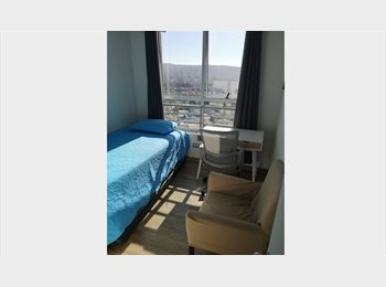 CompartoDepto CL - Habitación Mediana. Con Baño compartido con 1 persona. Para estudiantes., Valparaíso - CH$270.000 por mes