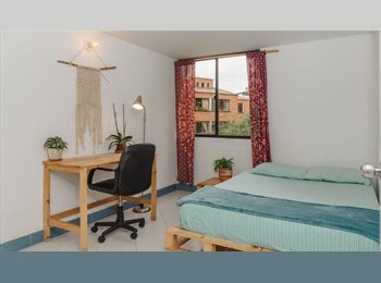 CompartoApto CO - Habitación en Casa Selva, Medellín - COP$ 1.200.000 por mes