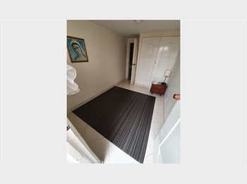 CompartoApto CO - Habitacion con baño privado., Bogotá - COP$ 800.000 por mes