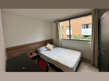 CompartoApto CO - EAFIT-Poblado+Baño Compartido+Servicios+Limpieza+wifi, Envigado - COP$ 950.000 por mes