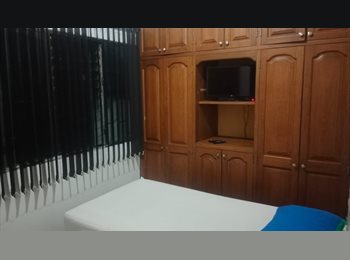 CompartoApto CO - HABITACION CON BAÑO PRIVADO EN LAURELES, Medellín - COP$ 890.000 por mes