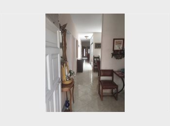 CompartoApto CO - Arriendo apto buena ubicación envigado la magnolia. Muy Serca de Gimnasios. Smart Fit villa Grande ., Envigado - COP$ 850.000 por mes