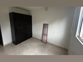 CompartoApto CO - HABITACIÓN PARA ARRENDAR COLORES MUJER, Medellín - COP$ 700.000 por mes